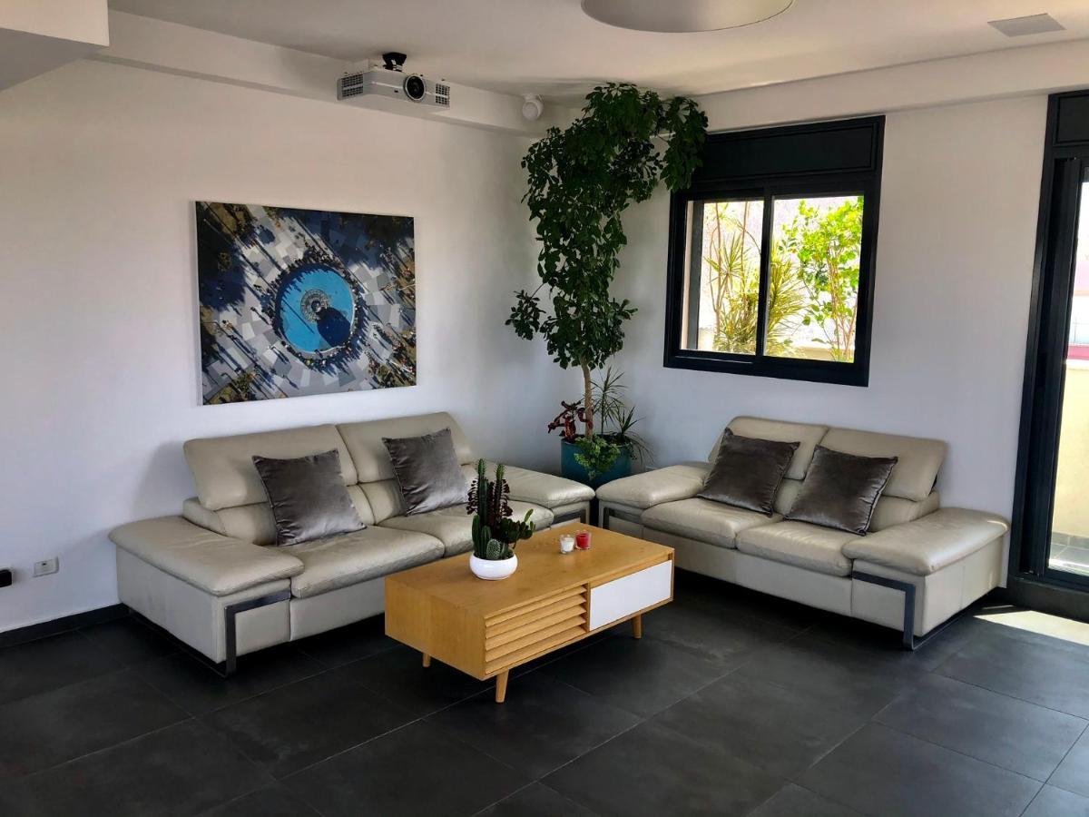 Suite And Room In A Breathtaking New Designed Penthouse In Se Tlv Тел Авив Екстериор снимка