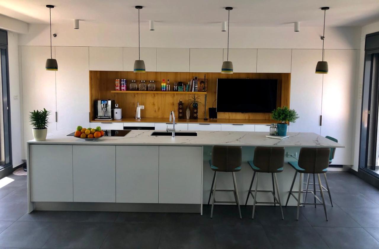 Suite And Room In A Breathtaking New Designed Penthouse In Se Tlv Тел Авив Екстериор снимка