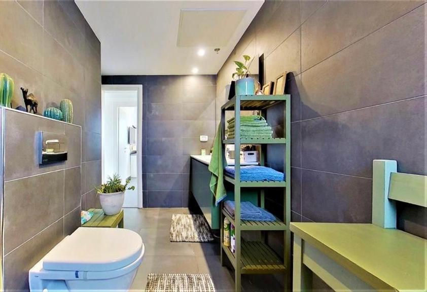 Suite And Room In A Breathtaking New Designed Penthouse In Se Tlv Тел Авив Екстериор снимка